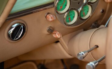 Chevrolet-Special-Fleetline-1950-2-Door-Sedan-34