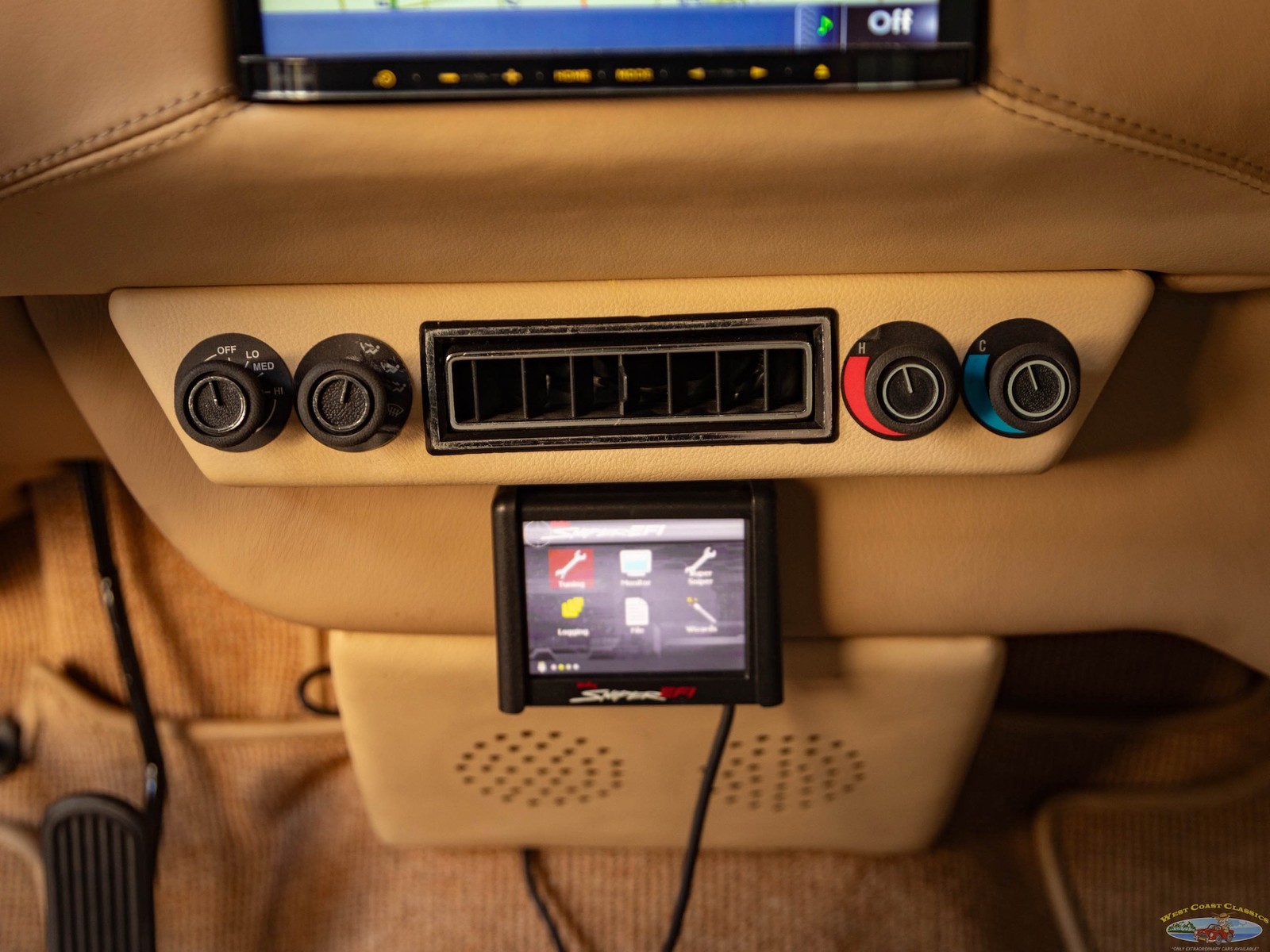 Chevrolet-Special-Fleetline-1950-2-Door-Sedan-37