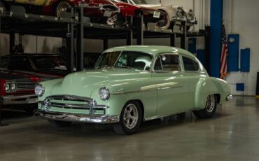 Chevrolet-Special-Fleetline-1950-2-Door-Sedan