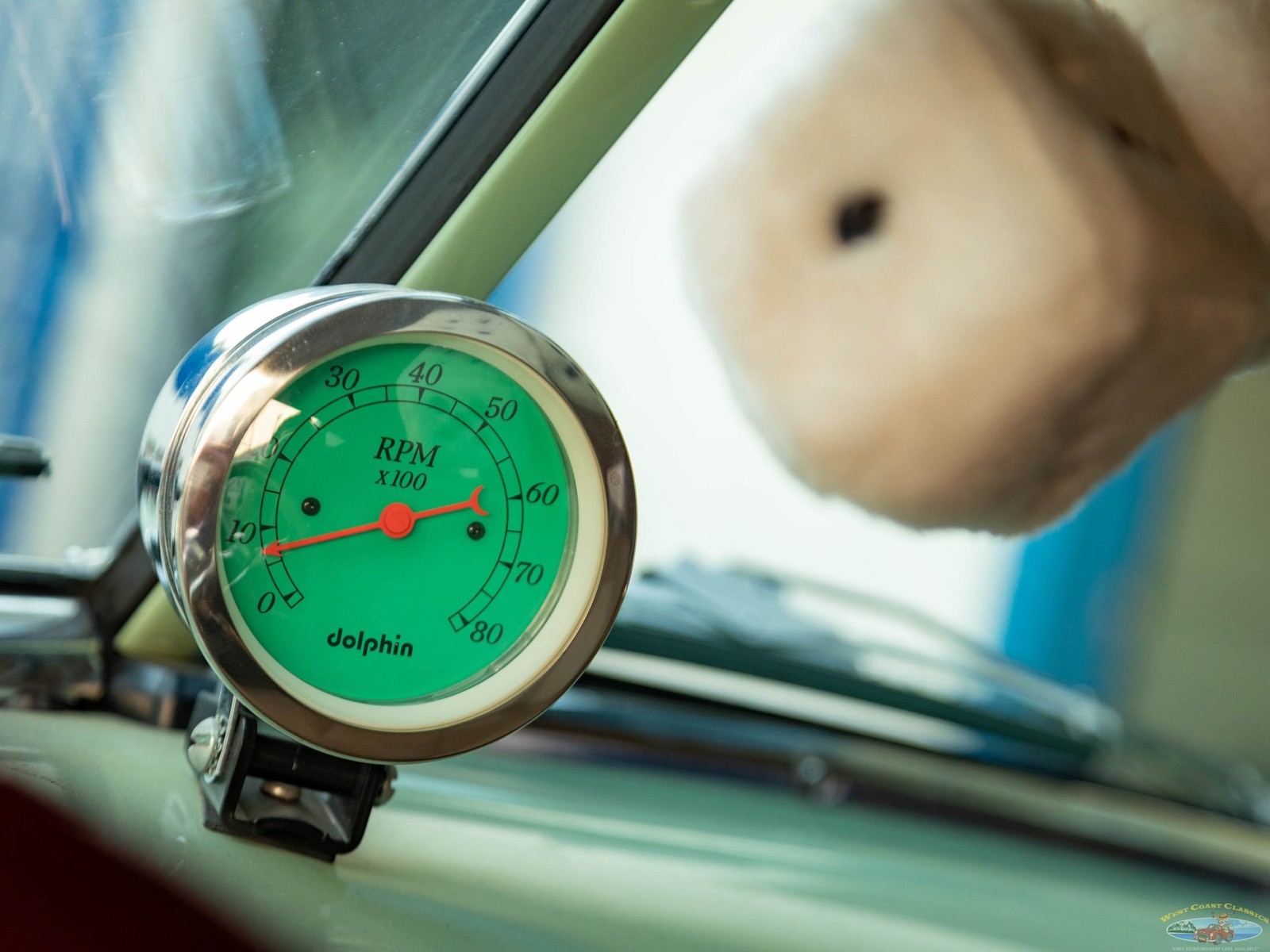 Chevrolet-Special-Fleetline-1950-2-Door-Sedan-38