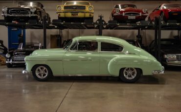 Chevrolet-Special-Fleetline-1950-2-Door-Sedan-6