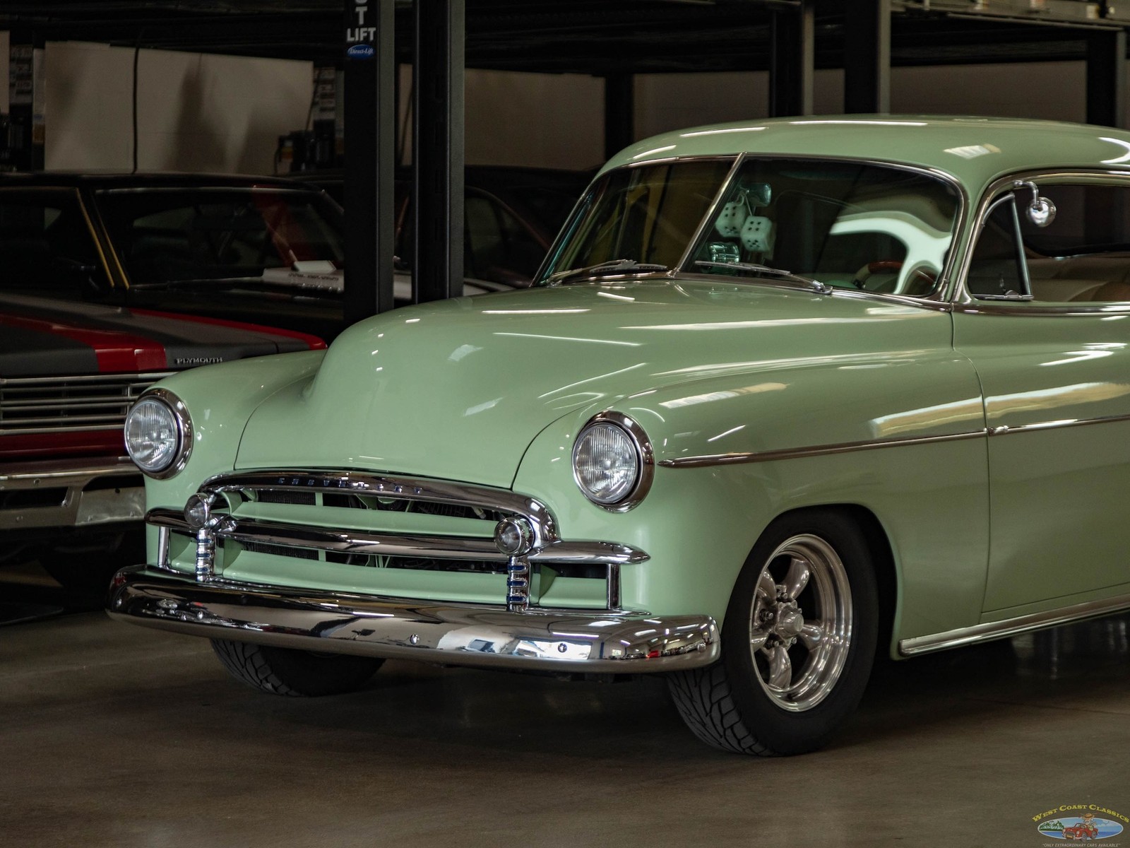 Chevrolet-Special-Fleetline-1950-2-Door-Sedan-8