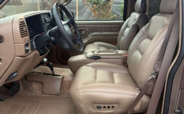 Chevrolet-Suburban-1995-SUV-14