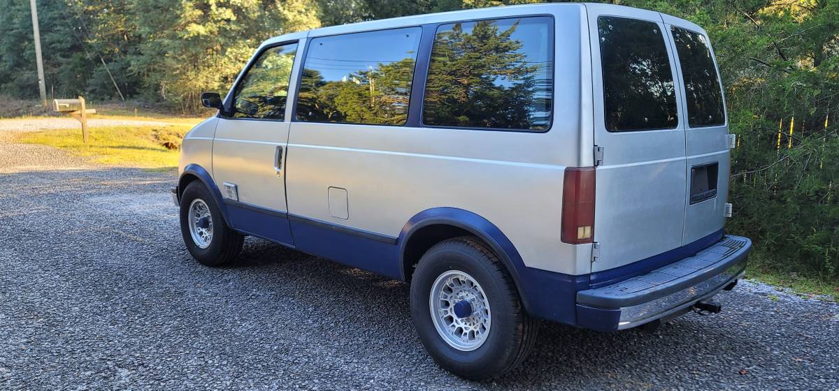 Chevrolet-astro-1987-2