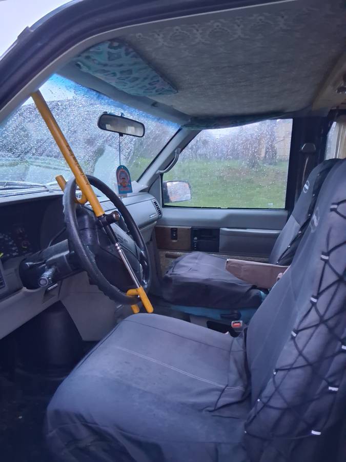 Chevrolet-astro-van-12-ton-nominal-1994-7