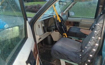 Chevrolet-astro-van-12-ton-nominal-1994-green-11