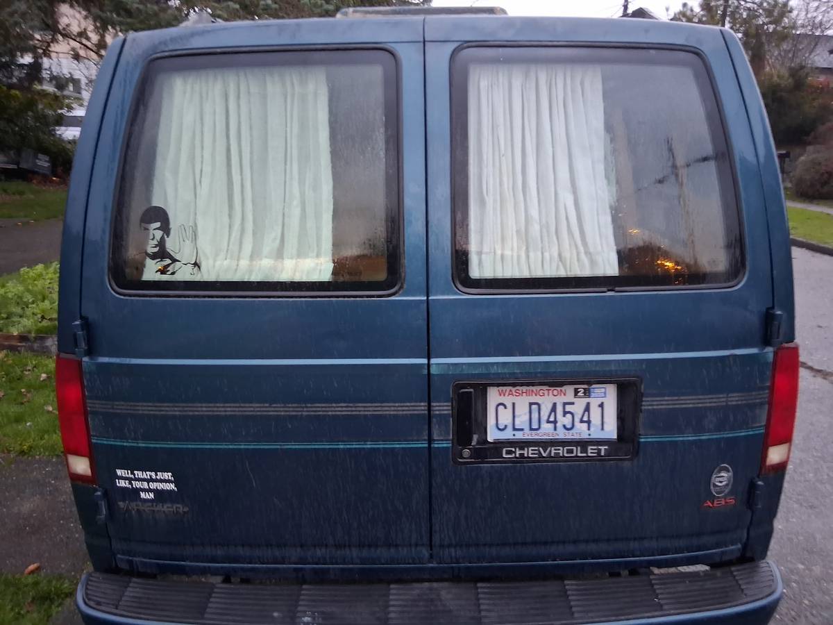 Chevrolet-astro-van-12-ton-nominal-1994-green-4