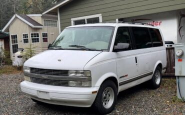 Chevrolet-astro-van-12-ton-nominal-1996-white-2