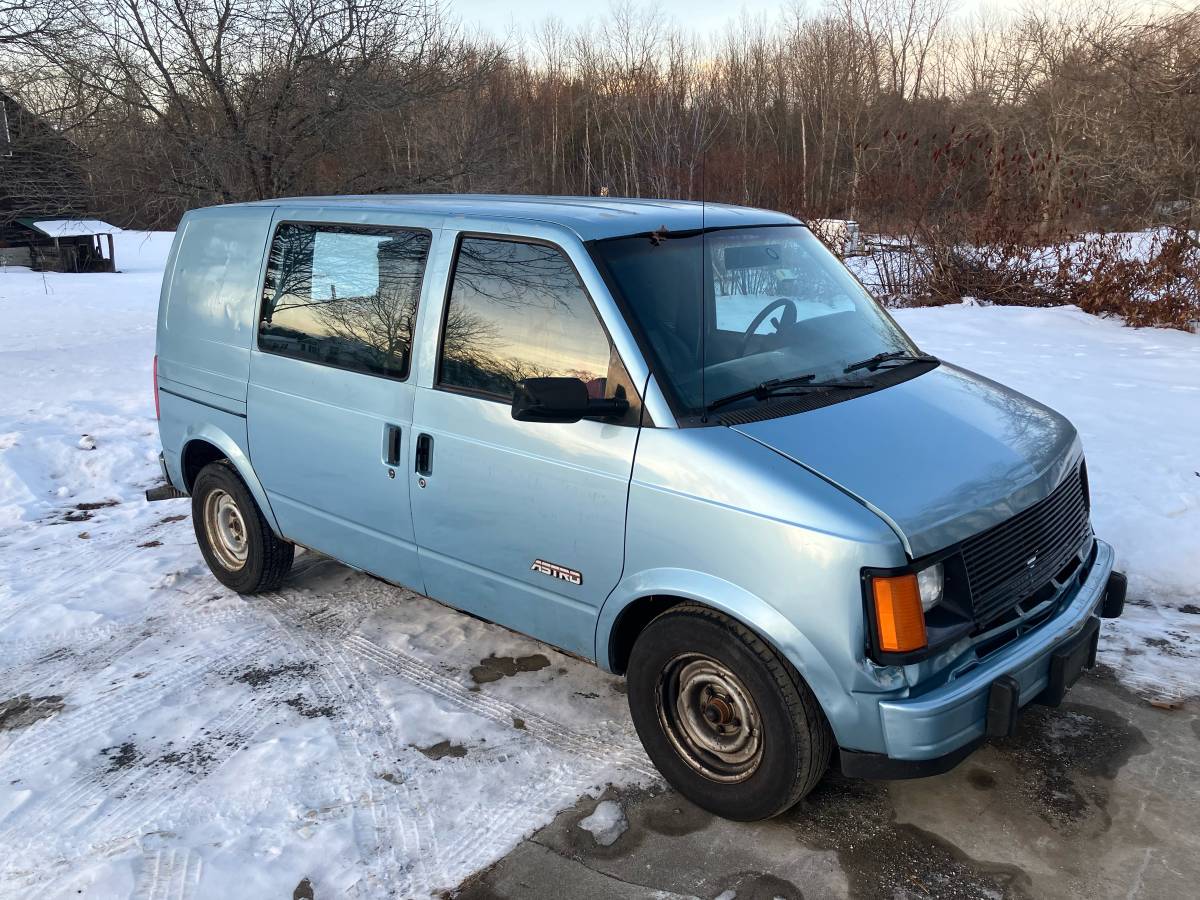 Chevrolet-astro-van-1992-blue-6