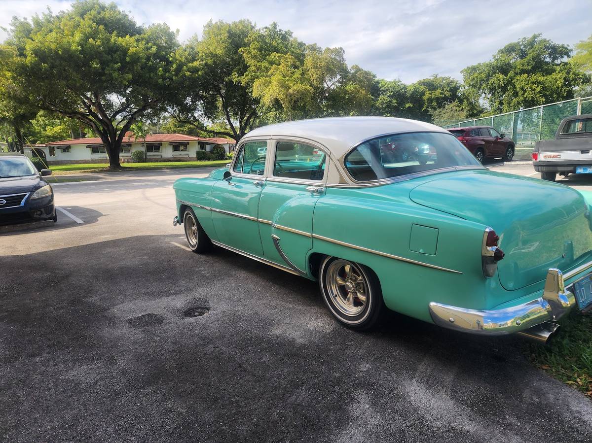 Chevrolet-bel-air-1953-green-5