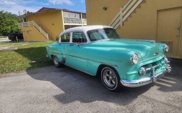 Chevrolet-bel-air-1953-green-9