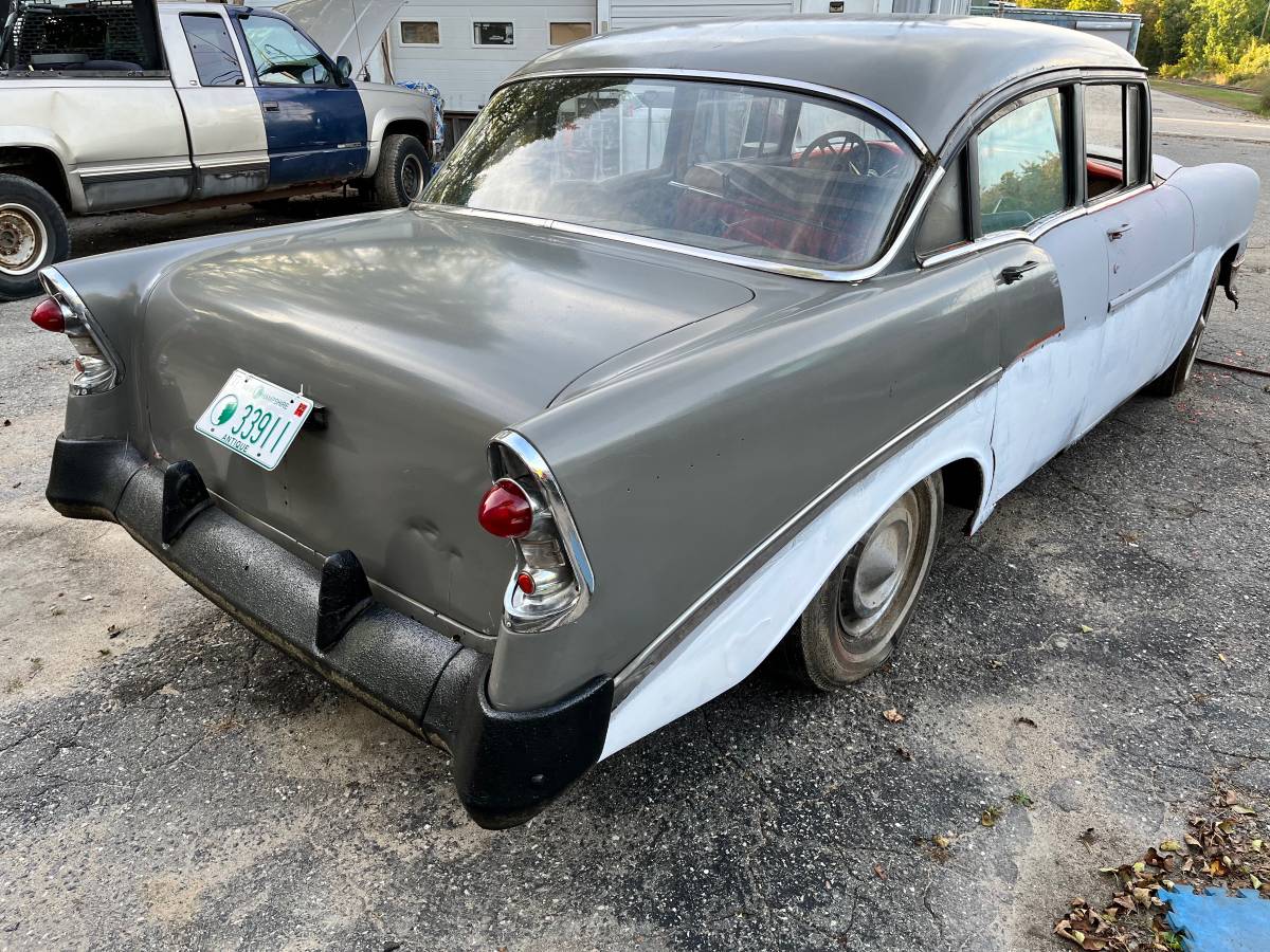 Chevrolet-bel-air-1956-1