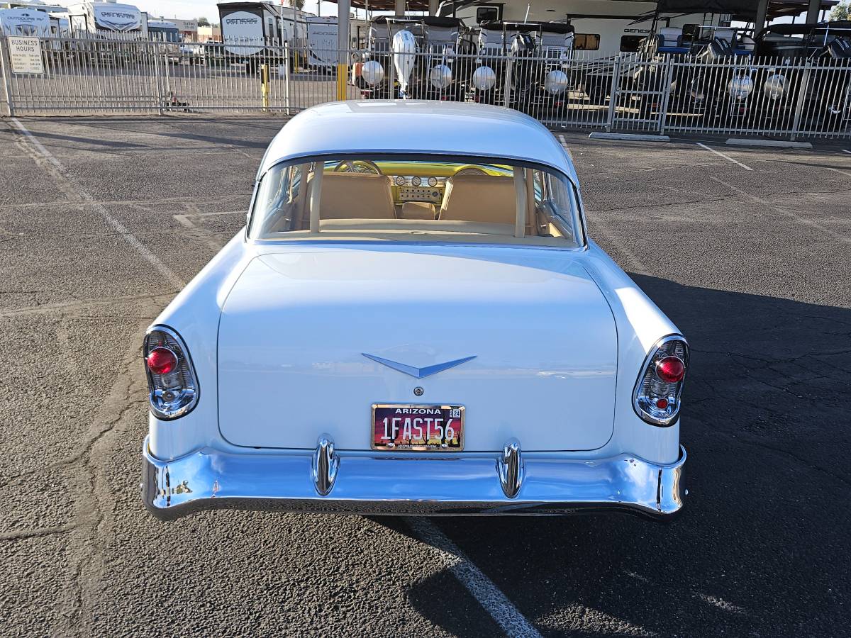 Chevrolet-bel-air-1956-yellow-14
