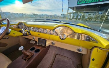 Chevrolet-bel-air-1956-yellow-32