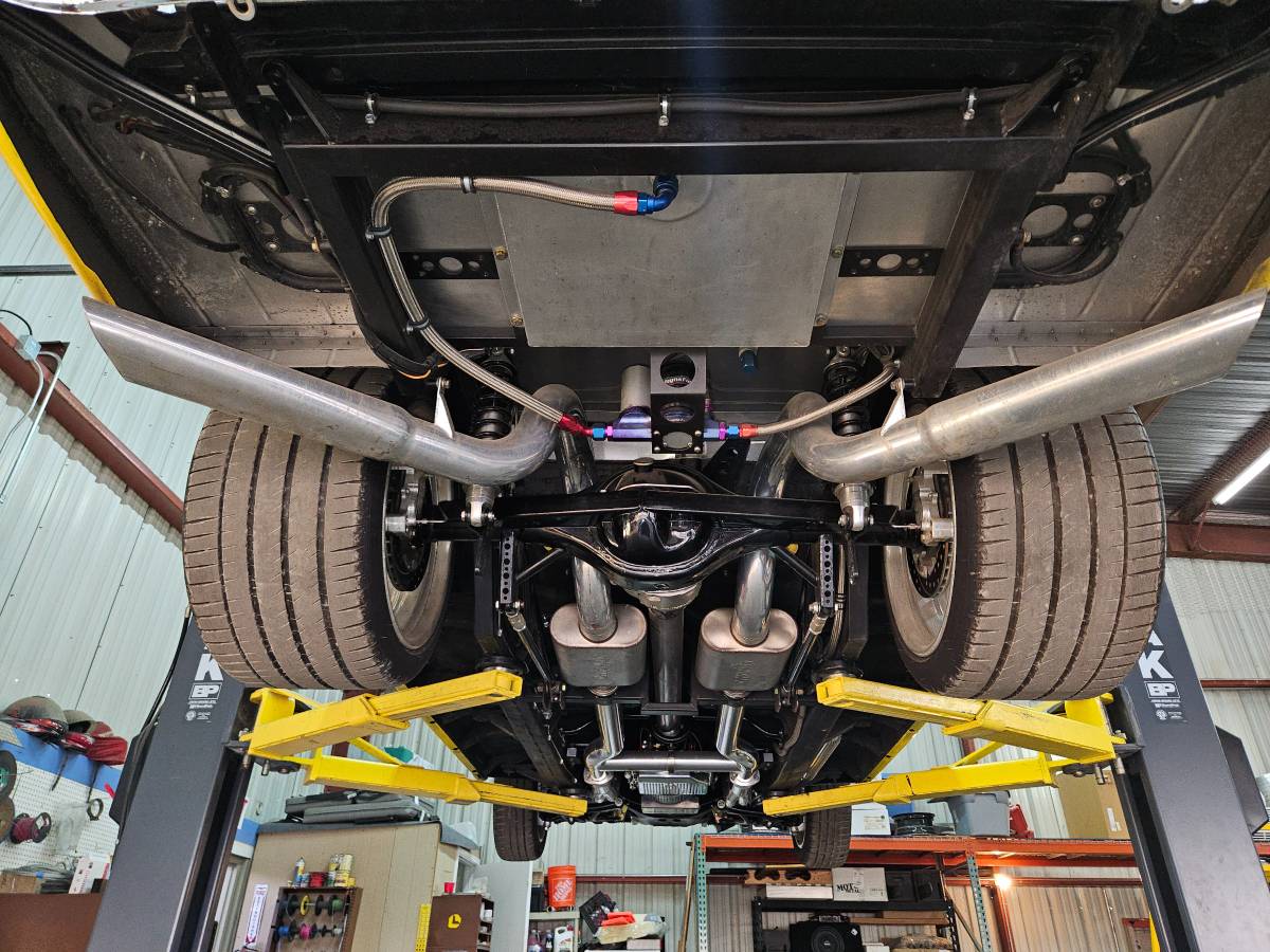 Chevrolet-bel-air-1956-yellow-5