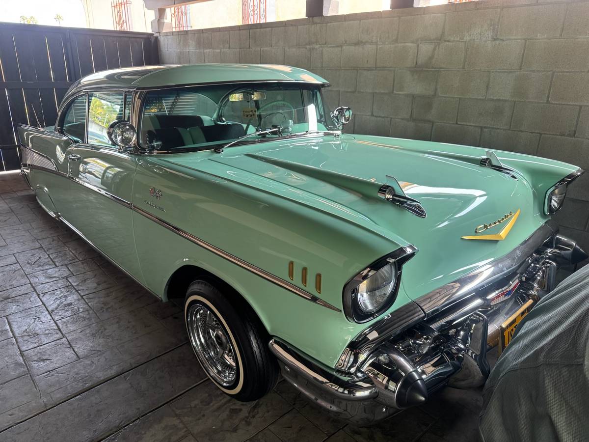 Chevrolet-bel-air-1957-1