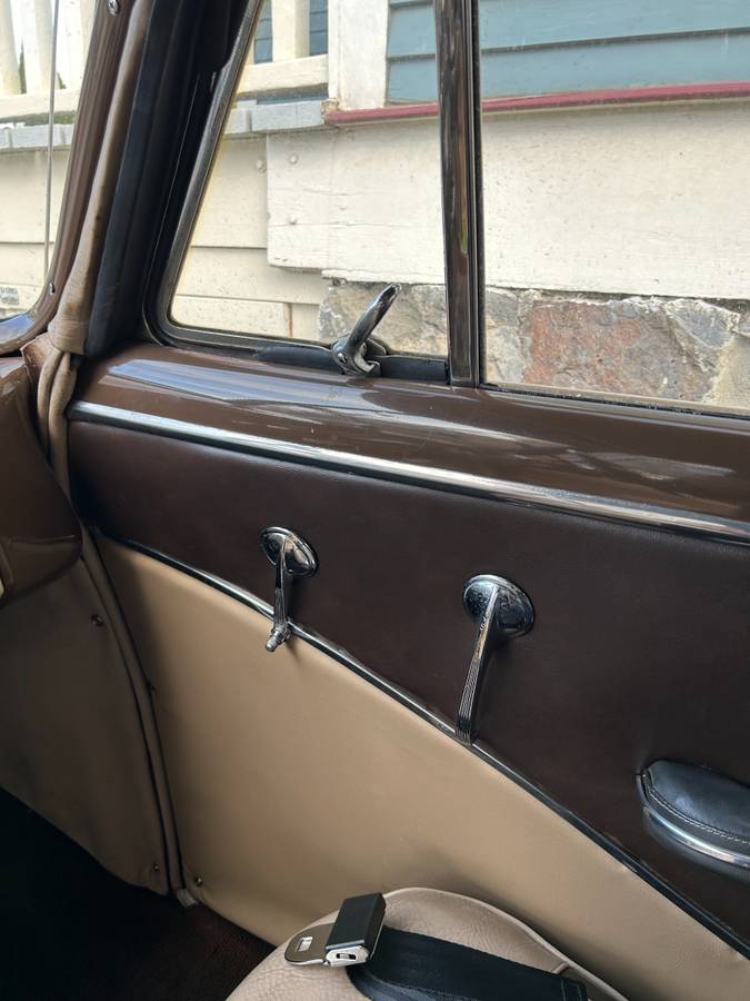 Chevrolet-belair-1951-13