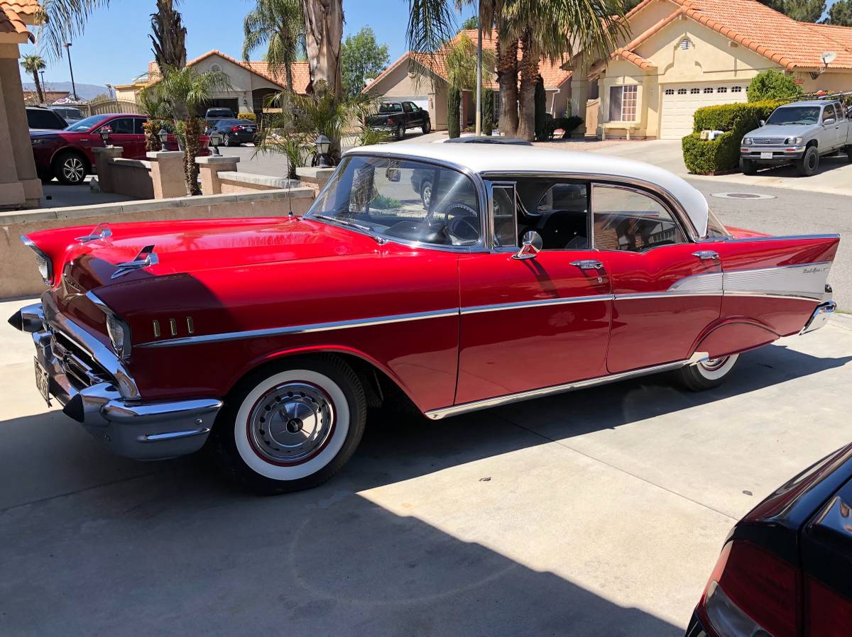 Chevrolet-belair-1957-red-16