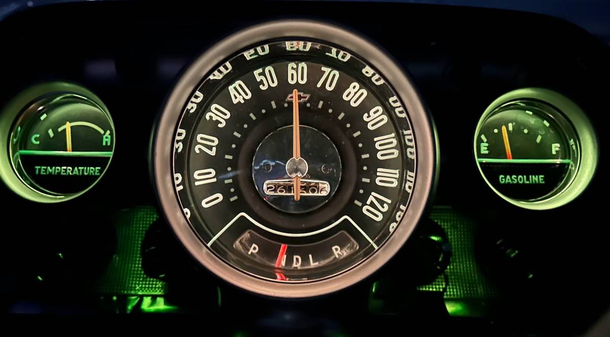 Chevrolet-belair-1957-red-18