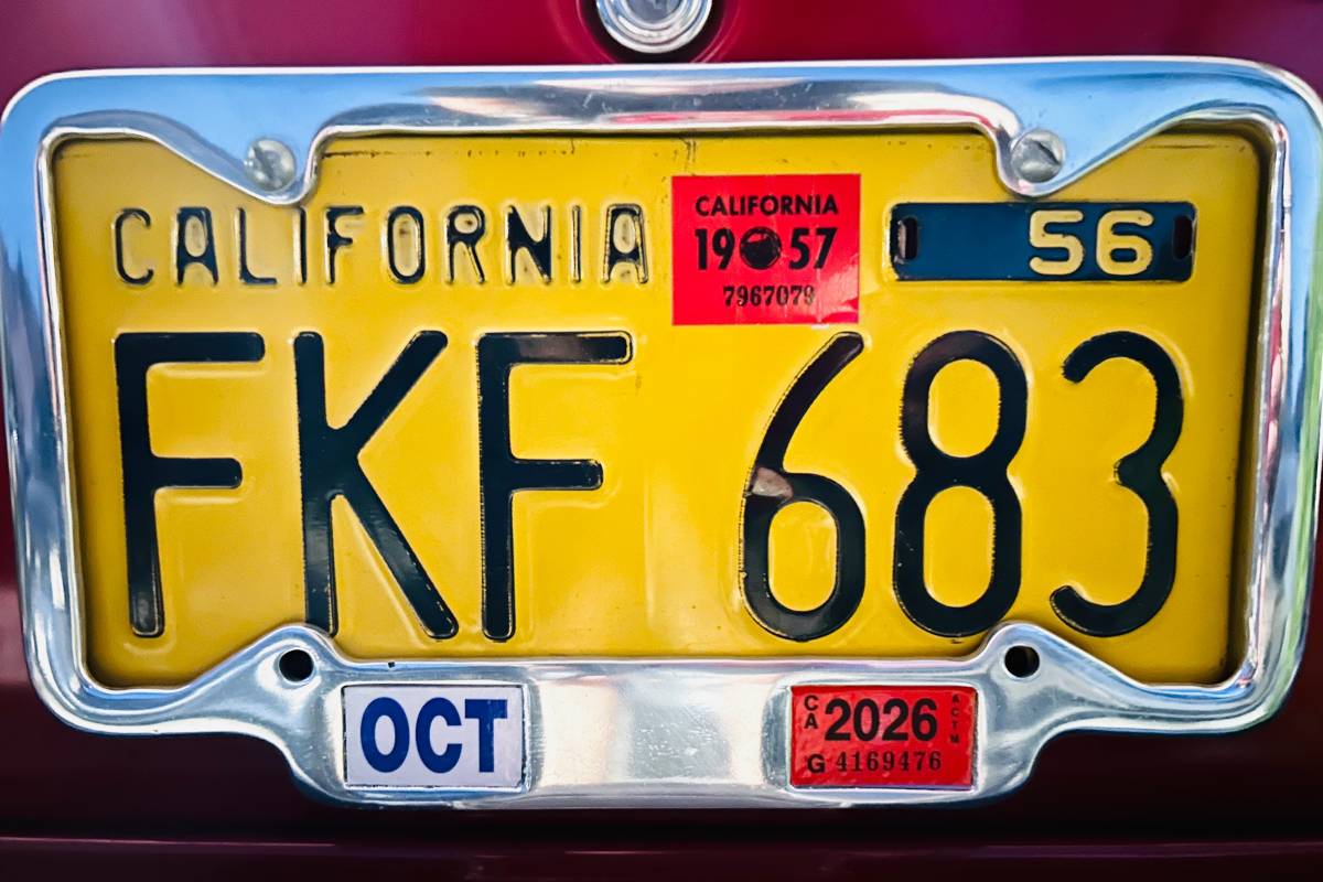 Chevrolet-belair-1957-red-20