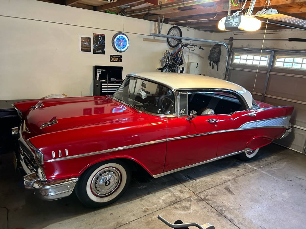 Chevrolet-belair-1957-red-26