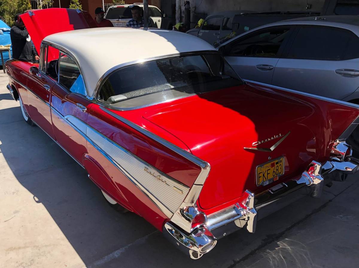 Chevrolet-belair-1957-red-27