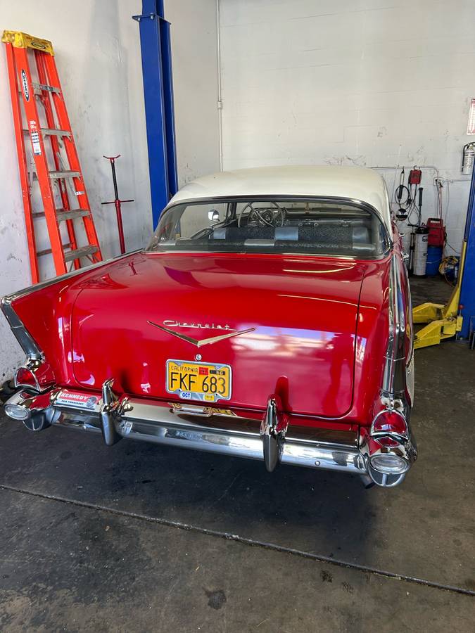 Chevrolet-belair-1957-red-3