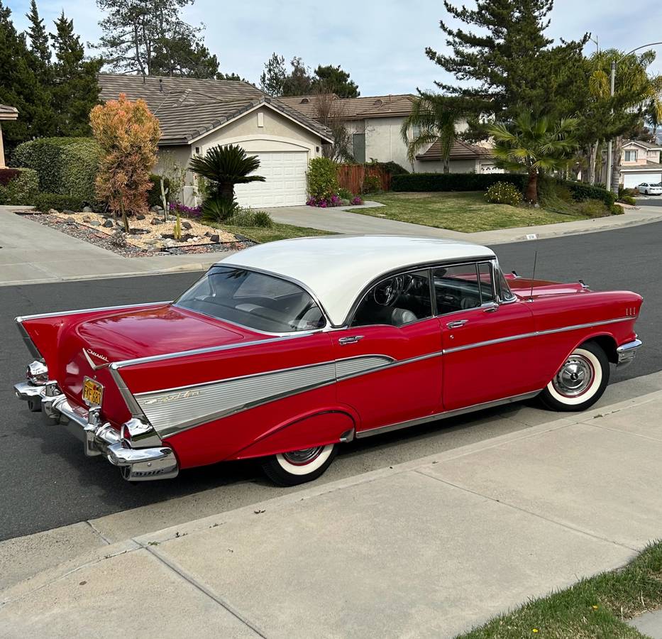 Chevrolet-belair-1957-red-30