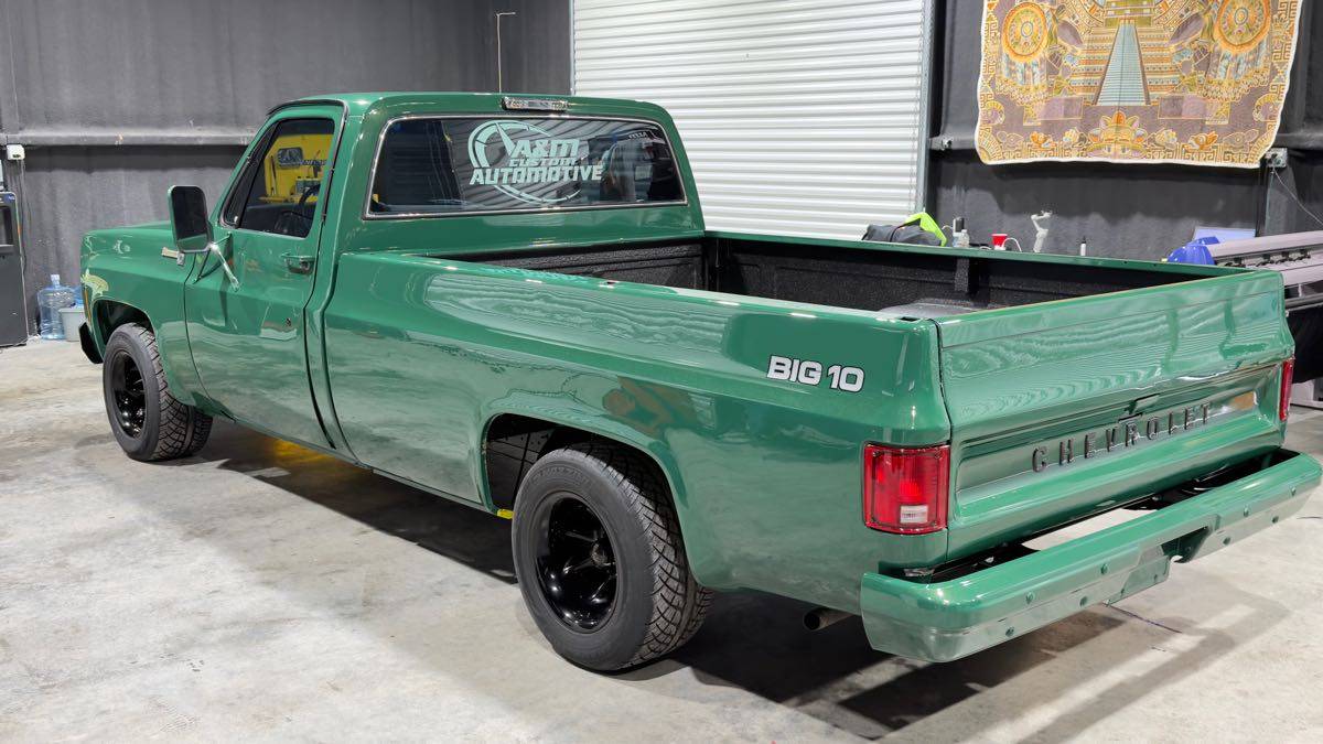 Chevrolet-big-10-1978-green-3