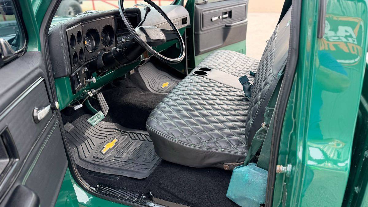 Chevrolet-big-10-1978-green-7