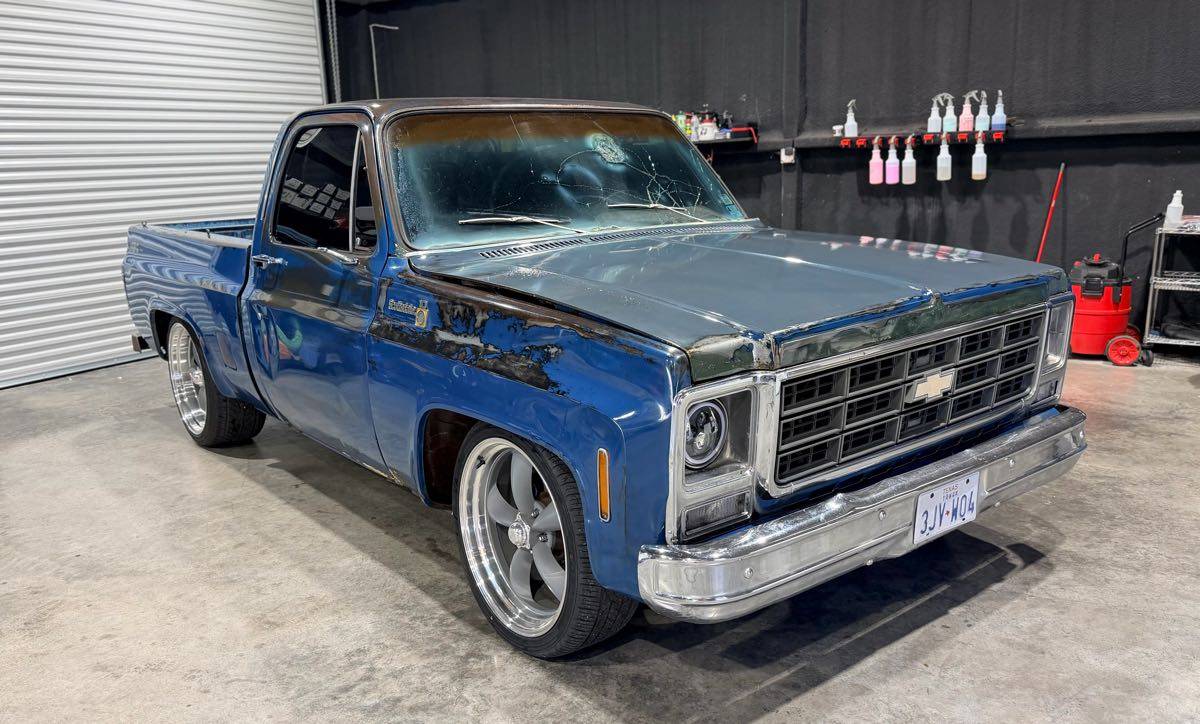 Chevrolet-big-10-1979-blue