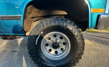 Chevrolet-blazer-1989-black-1