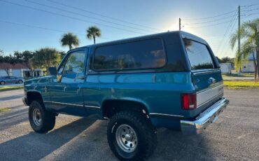 Chevrolet-blazer-1989-black-12
