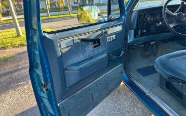 Chevrolet-blazer-1989-black-2