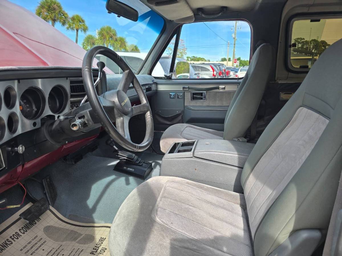 Chevrolet-blazer-1989-red-11