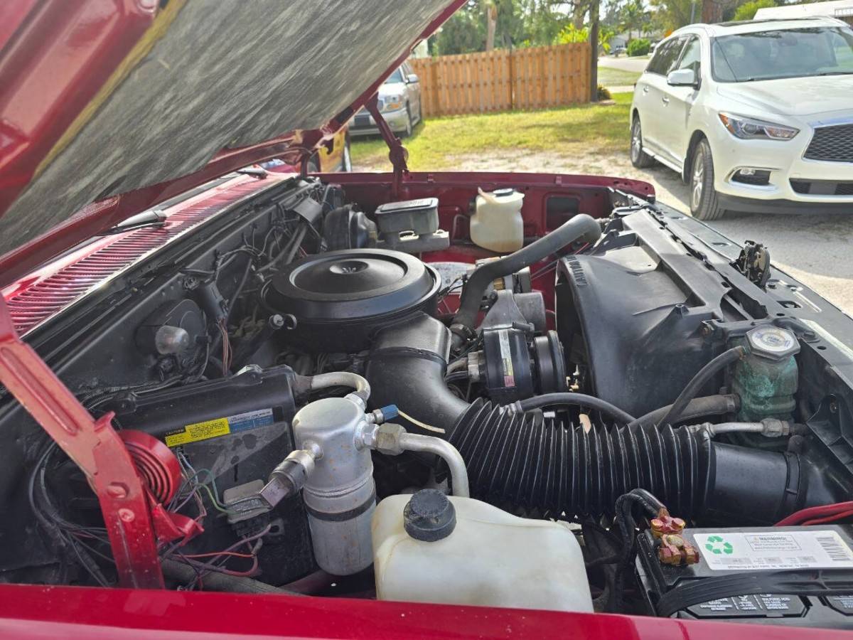Chevrolet-blazer-1989-red-20