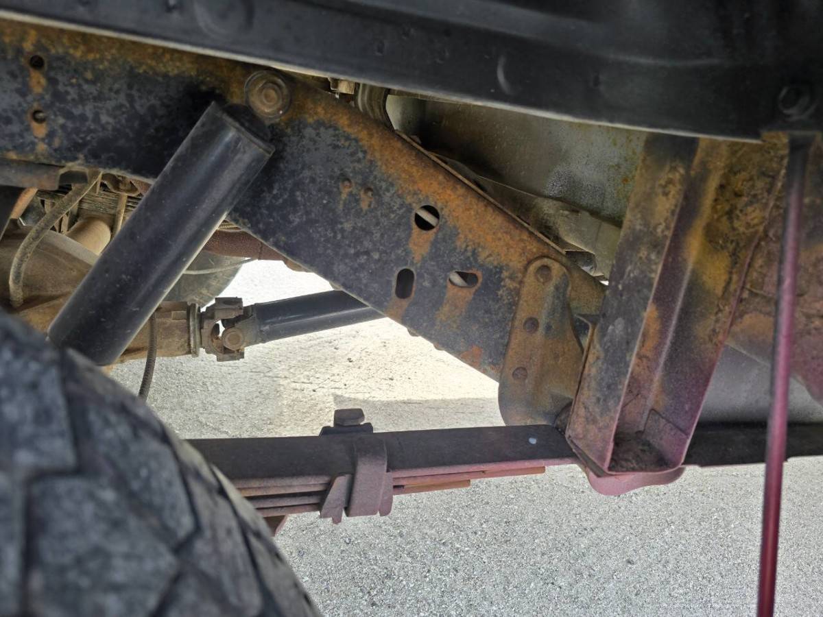 Chevrolet-blazer-1989-red-22