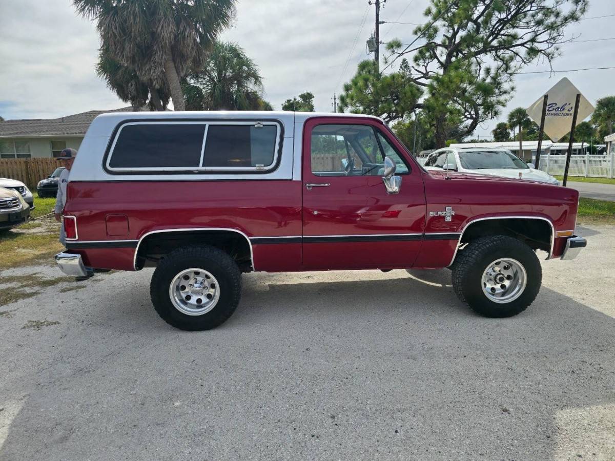 Chevrolet-blazer-1989-red-6
