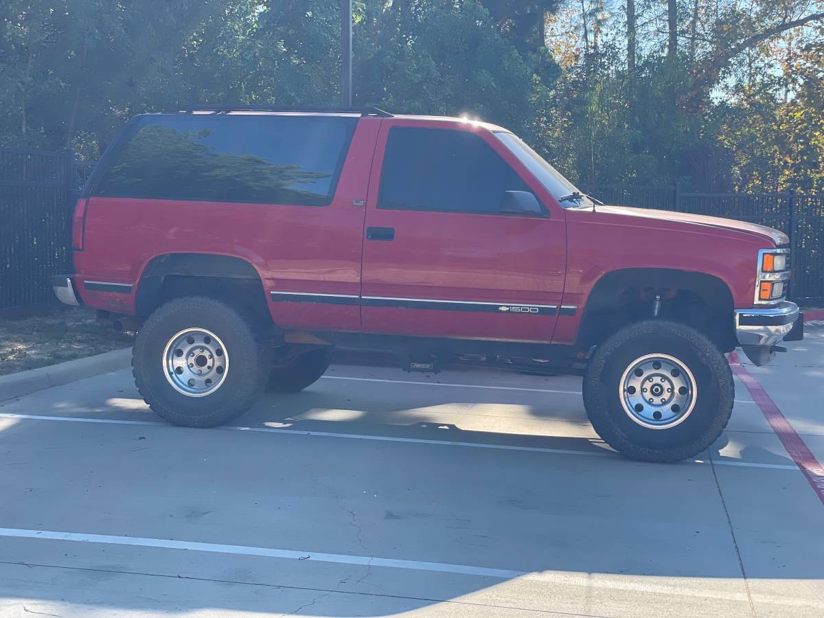 Chevrolet-blazer-1993-red-8
