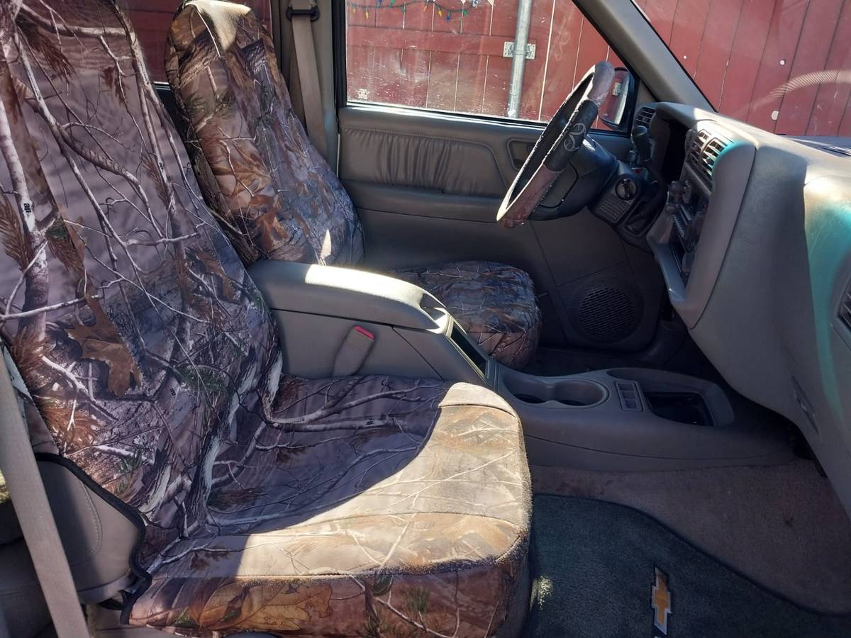 Chevrolet-blazer-1995-white-21