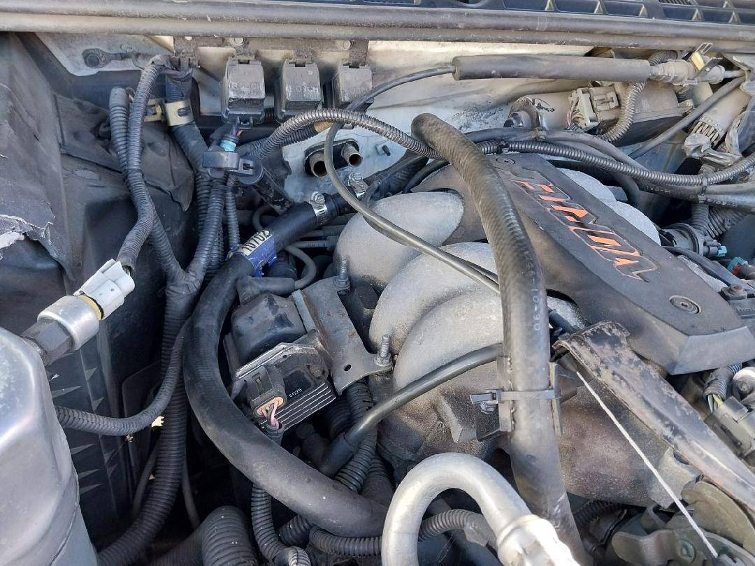 Chevrolet-blazer-1995-white-8