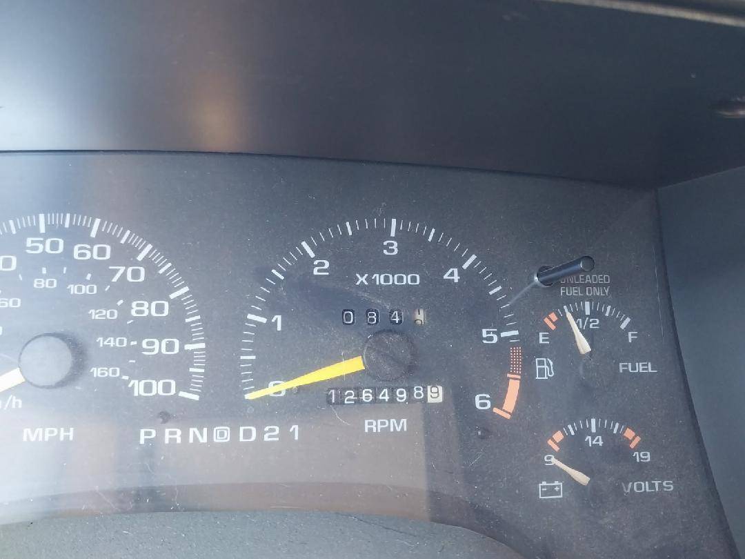 Chevrolet-blazer-1995-white-9