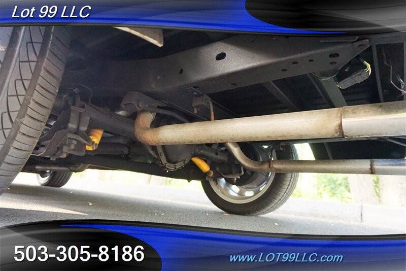 Chevrolet-c-10-cst-v8-auto-new-1969-green-46