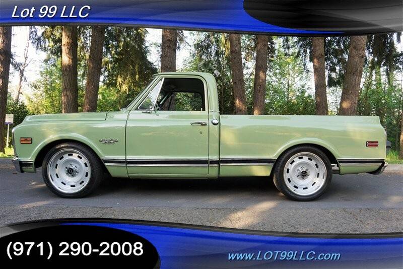 Chevrolet-c-10-cst-v8-auto-new-1969-green