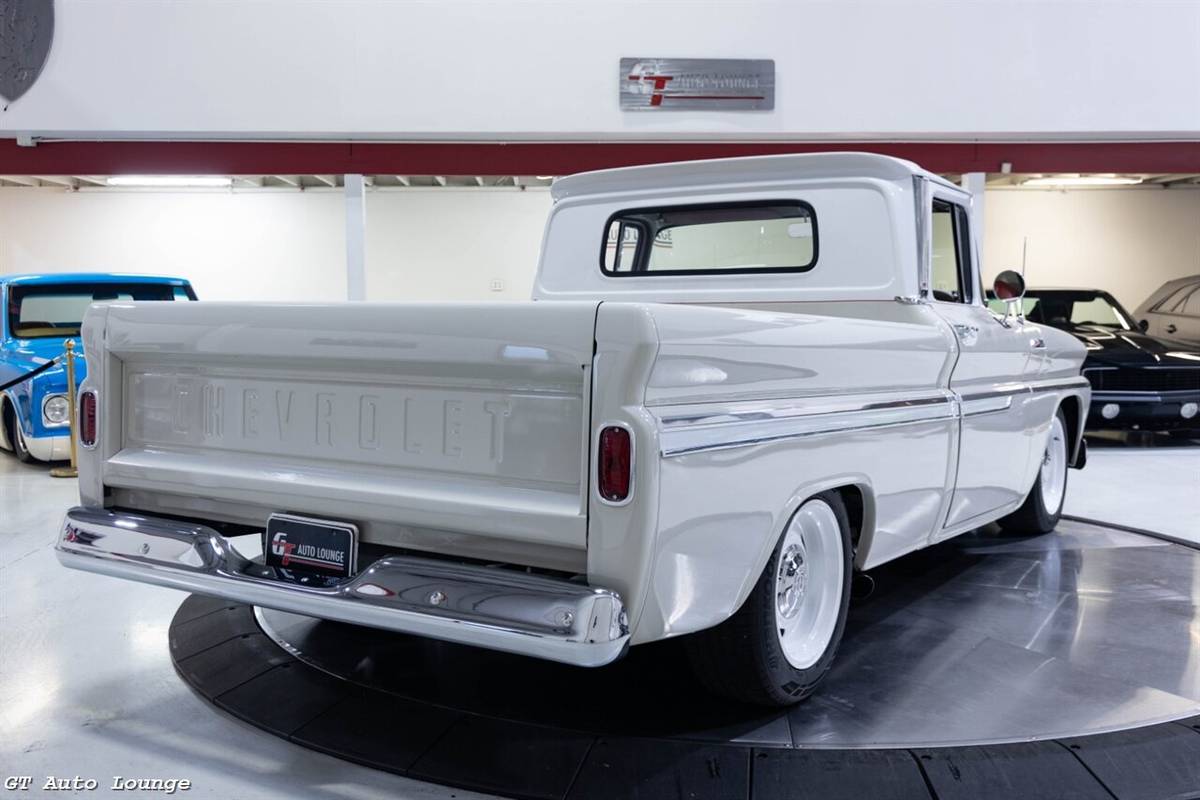 Chevrolet-c-10-restomod-1962-custom-1