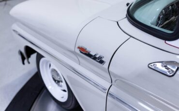 Chevrolet-c-10-restomod-1962-custom-16