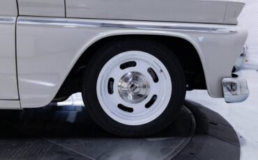 Chevrolet-c-10-restomod-1962-custom-19