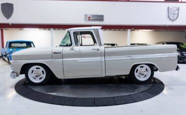 Chevrolet-c-10-restomod-1962-custom-8