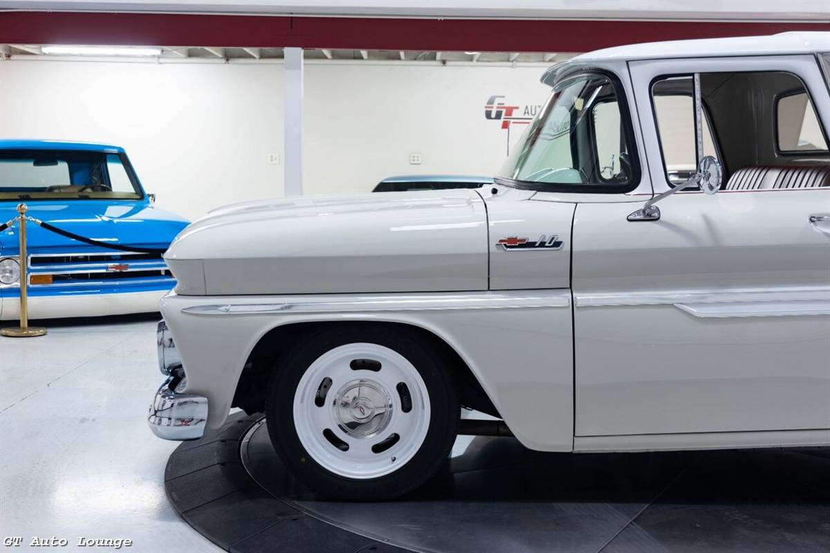 Chevrolet-c-10-restomod-1962-custom-9