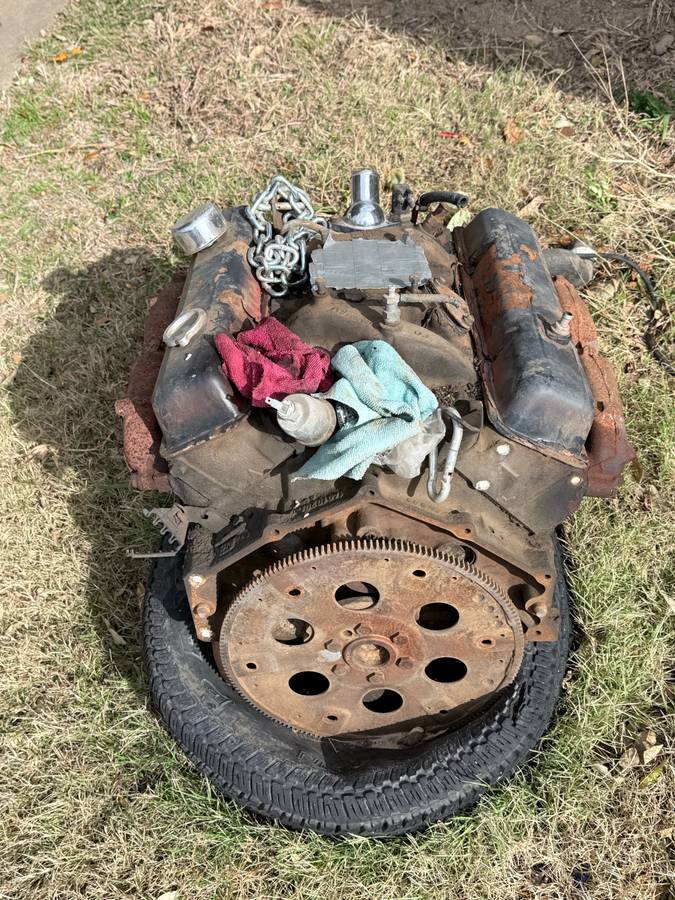 Chevrolet-c10-longbed-1984-black-5